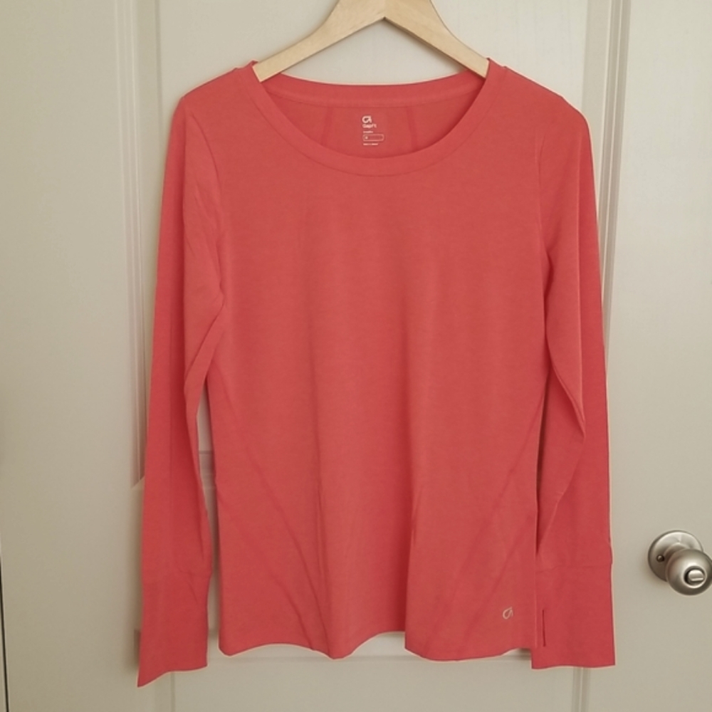 NWOT - GAP FIT BREATHE WORKOUT TOP